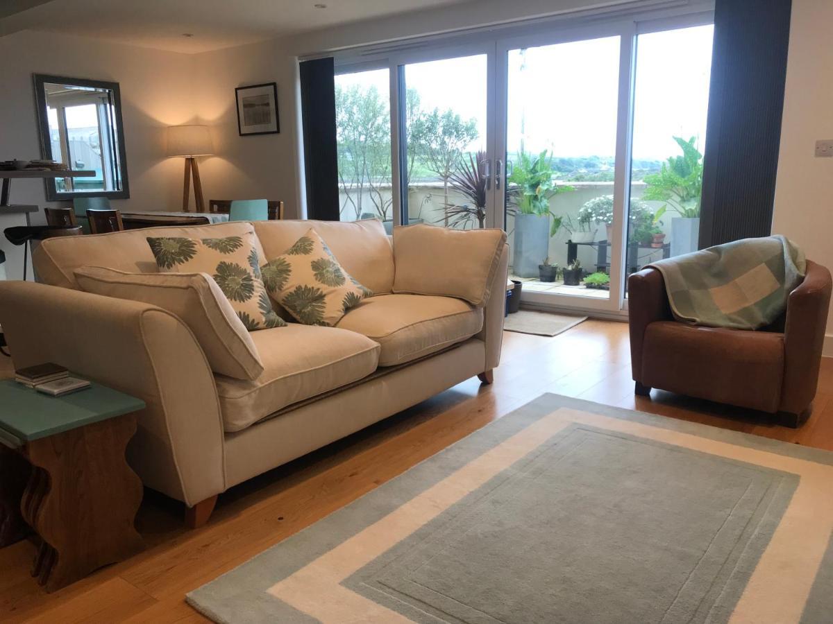 Modern Apartment With Stunning Views, Close To Amenities And St Ives Hayle Zewnętrze zdjęcie
